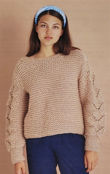 Retstrikket sweater med mønster Betty